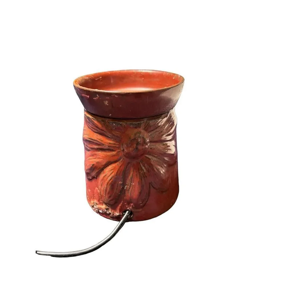 Scentsy Full Size Boho Chic Plug in Wax Warmer Scented Light Rust Color